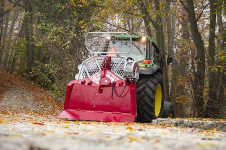 Гидравлическая трелевочная лебедка Tajfun VIP PRO 90 F