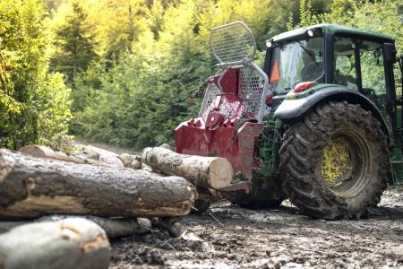 Гидравлическая трелевочная лебедка Tajfun VIP PRO 90 F