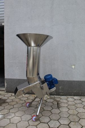 Измельчитель фруктов LANCMAN MI2100 Измельчитель фруктов LANCMAN MI2100